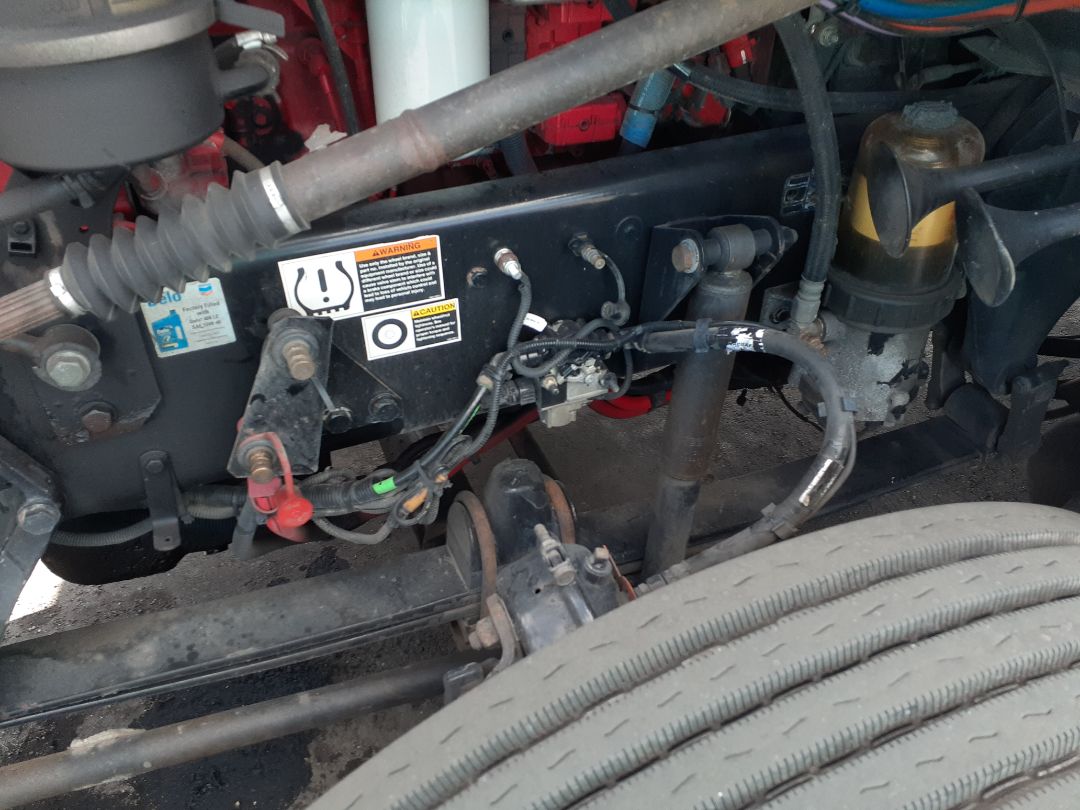 2013 KENWORTH T 700 - Image 10